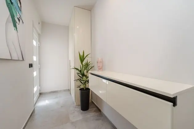 Ev (Oasis Village Villa - heated pool - H)