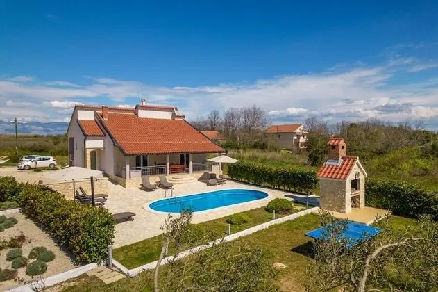 Ev (Oasis Village Villa - heated pool - H)