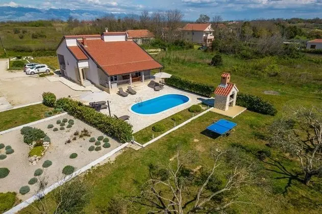 Ev (Oasis Village Villa - heated pool - H)
