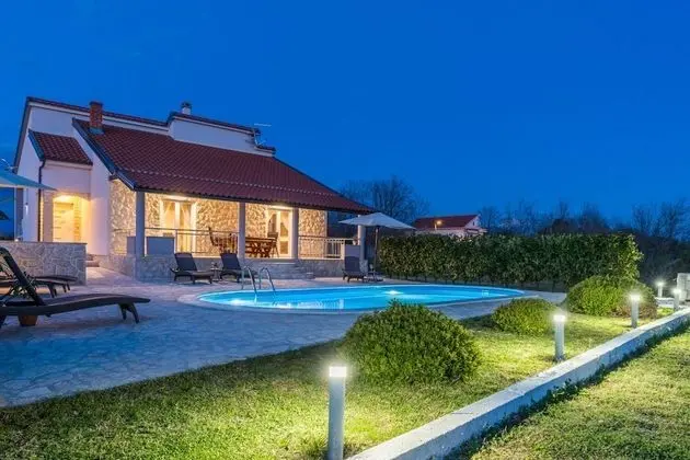 Ev (Oasis Village Villa - heated pool - H)