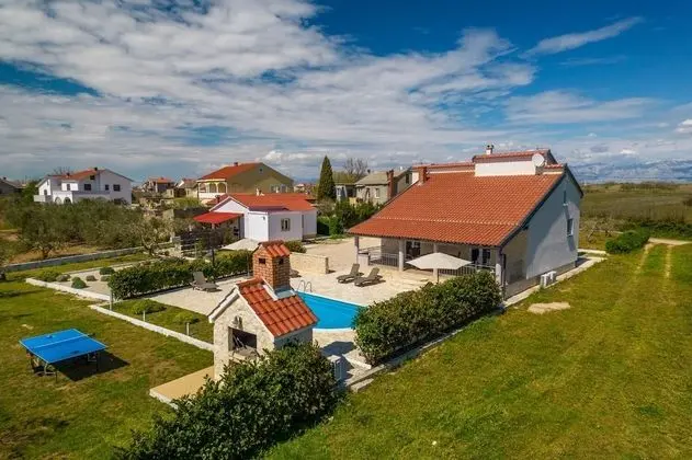Ev (Oasis Village Villa - heated pool - H)