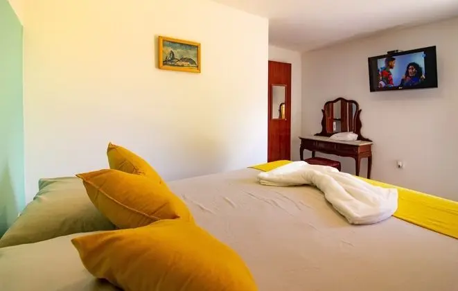 Standard Tek Büyük Yataklı Oda