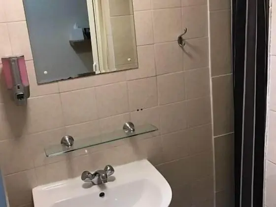 Tek Kişilik Oda, Banyolu/Duşlu