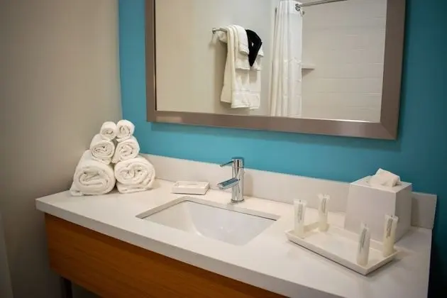 Süit, Birden Çok Yatak, Havuz Manzaralı (Kids Suite with Pool View)