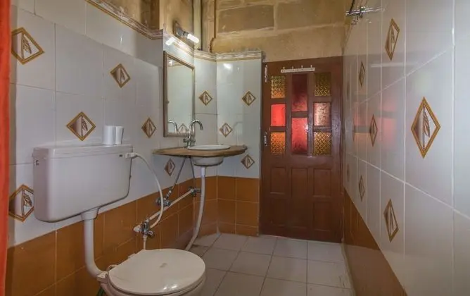 Standard AC Private Ensuite