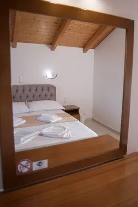 Üç Kişilik Oda, Deniz Manzaralı