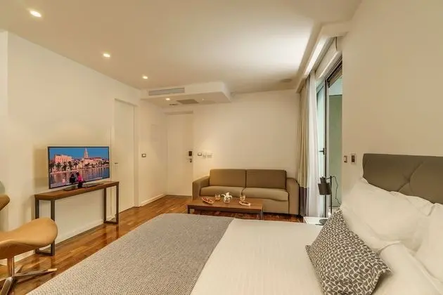 Deluxe Süit, Havuz Kullanımı, Bahçeli