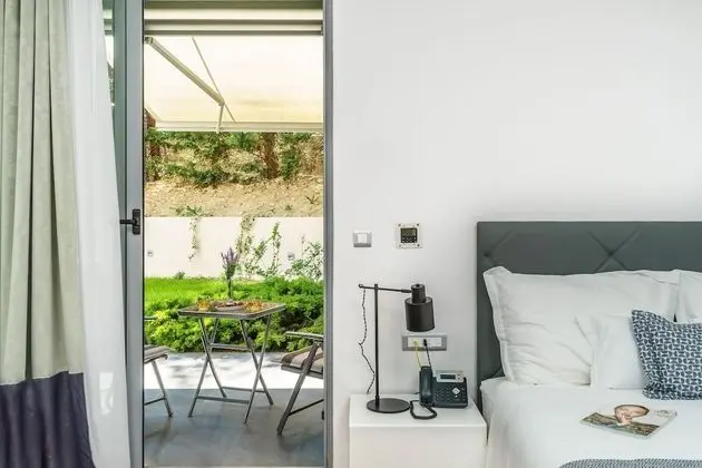 Deluxe Süit, Havuz Kullanımı, Bahçeli