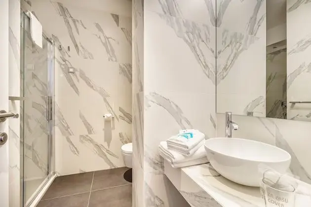 Superior Oda, Bahçeli