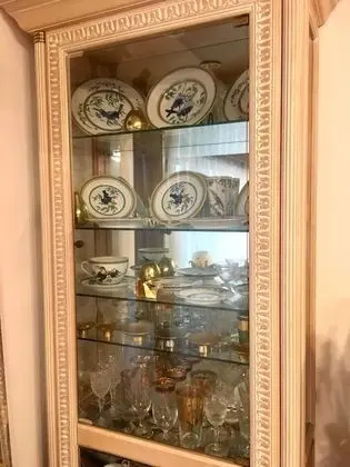 Üç Kişilik Oda, Sigara İçilmez (A, For 5 People)