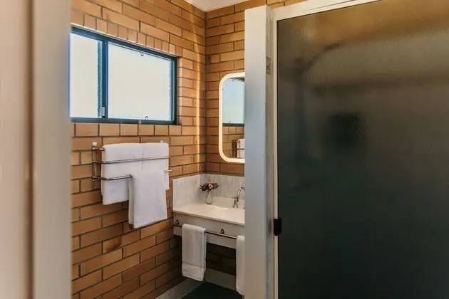 Üç Kişilik Oda, Birden Çok Yatak, Buzdolabı ve Mikrodalga