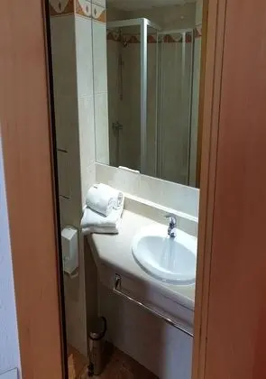 Classic Tek Büyük veya İki Ayrı Yataklı Oda