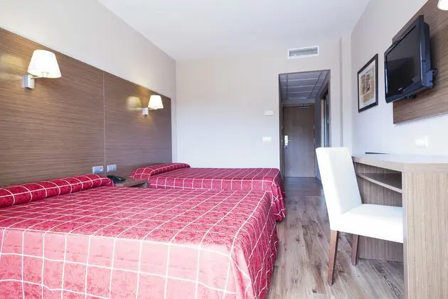 1 Çift Kişilik Veya 2 Tek Kişilik Yatak Standard