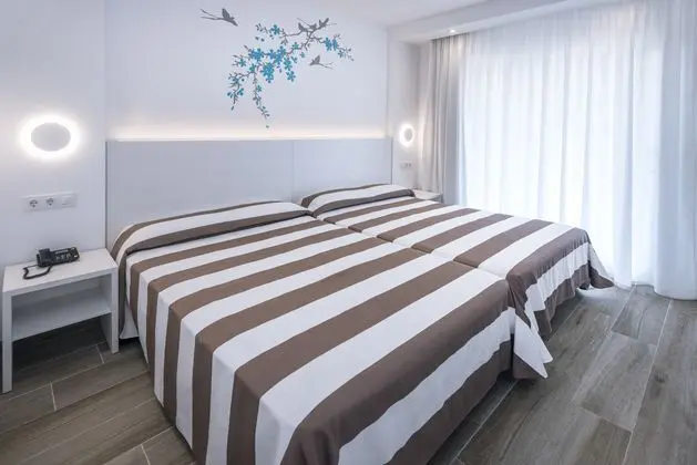 1 Çift Kişilik Veya 2 Tek Kişilik Yatak Standard