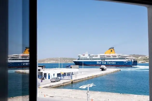 Üç Kişilik Oda, Deniz Manzaralı