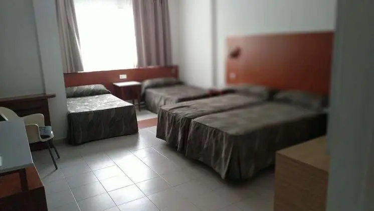 Standard Dört Kişilik Oda