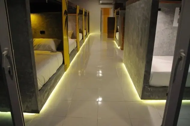9-Bed Mixed Dormitory Double Bed