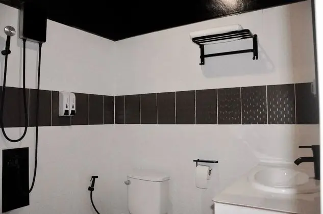 9-Bed Mixed Dormitory Double Bed
