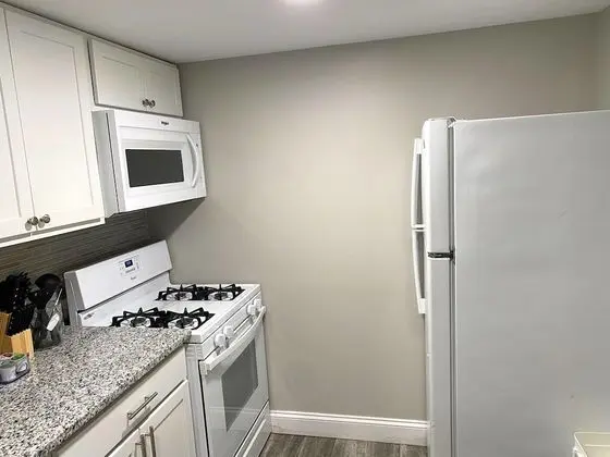 Oasis 1| CozyEscape_1BR | WiFi & Parking