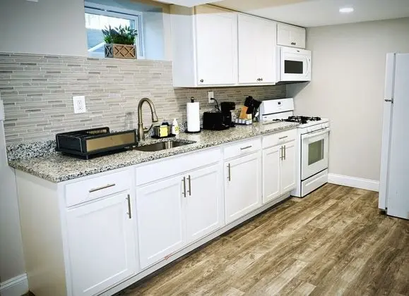 Oasis 1| CozyEscape_1BR | WiFi & Parking
