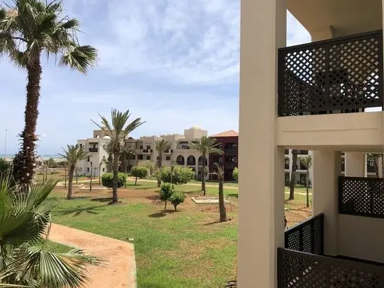 Deluxe Tek Büyük veya İki Ayrı Yataklı Oda, Birden Çok Yatak, Deniz Manzaralı