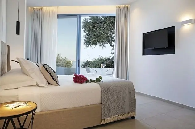Master Suite, Sea View