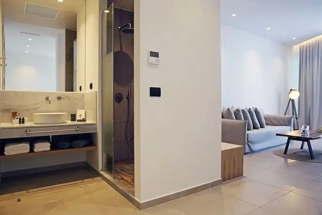 Master Suite, Sea View