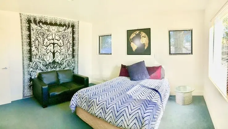 Ev, 5 Yatak Odası, Bahçe Manzaralı