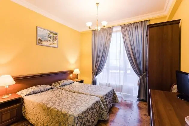 Standard Tek Büyük veya İki Ayrı Yataklı Oda