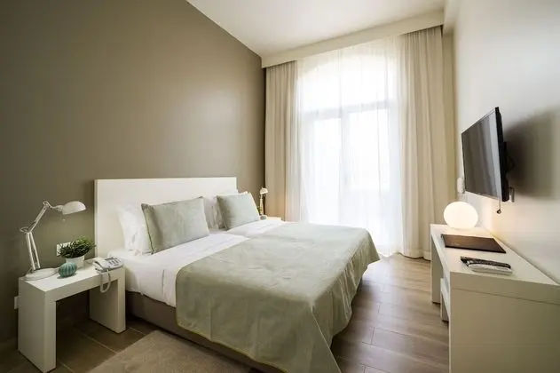 Family Tek Büyük veya İki Ayrı Yataklı Oda, Koy Manzaralı