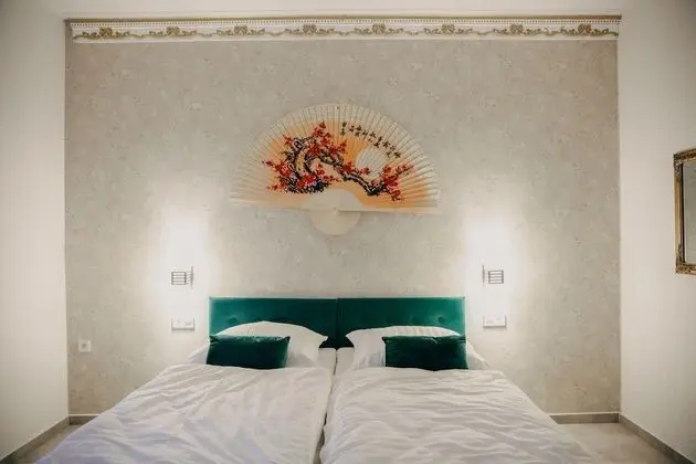 Deluxe Tek Büyük veya İki Ayrı Yataklı Oda