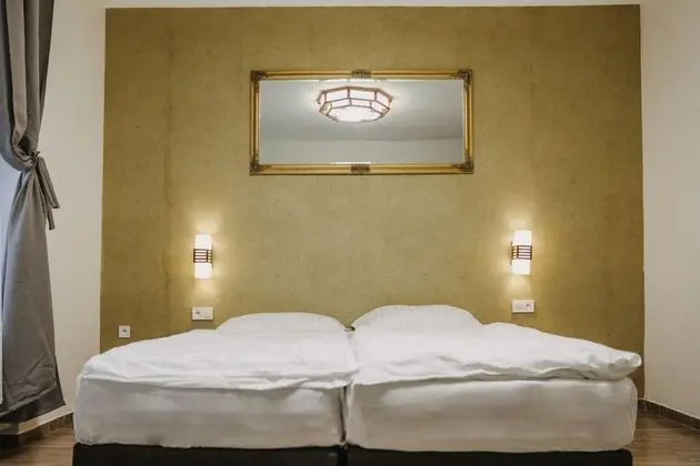 Deluxe Tek Büyük veya İki Ayrı Yataklı Oda