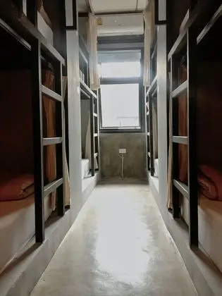Signature Ortak Ranzalı Oda, Birden Çok Yatak, Ortak Banyo, Şehir Manzaralı