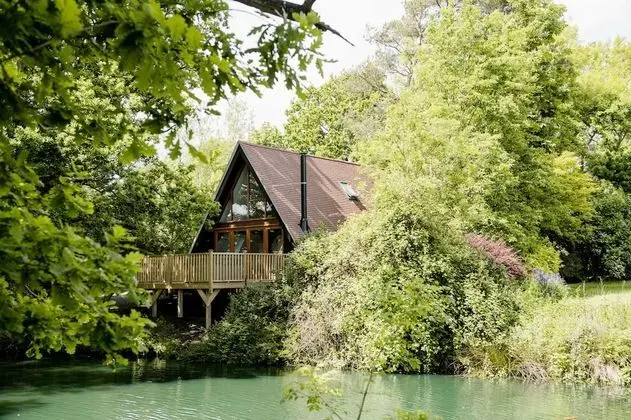 Luxury Kulübe, Engellilere Uygun, Banyolu/Duşlu (Avalon Waterside Lodge)