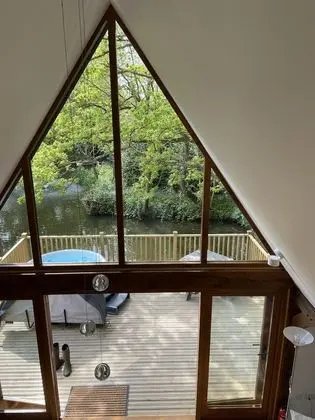 Luxury Kulübe, Engellilere Uygun, Banyolu/Duşlu (Avalon Waterside Lodge)