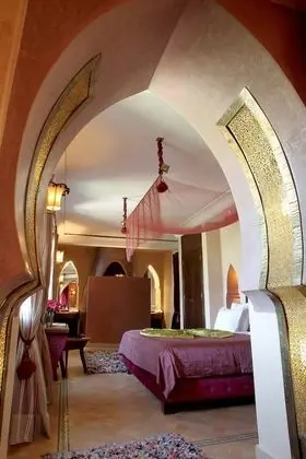 Romantic Tek Büyük Yataklı Oda, 1 Çift Kişilik Yatak, Havuz Kullanımı, Bahçeli