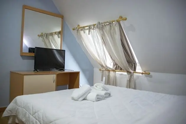 Tek Büyük veya İki Ayrı Yataklı Oda
