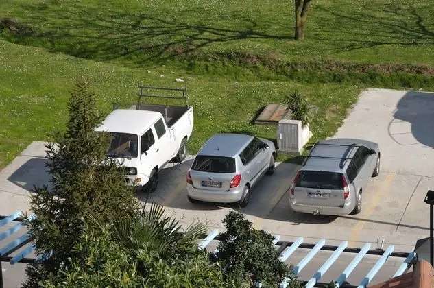Tek Büyük veya İki Ayrı Yataklı Oda, Balkon