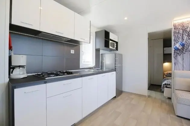 Premium Karavan, 2 Yatak Odası, Sigara İçilmez, Deniz Manzaralı