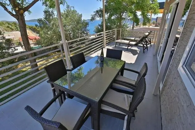 Premium Karavan, 2 Yatak Odası, Sigara İçilmez, Deniz Manzaralı