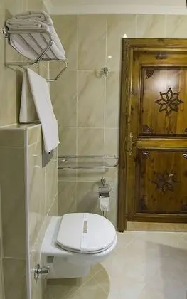 Tek Büyük veya İki Ayrı Yataklı Oda