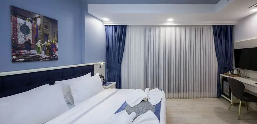 Standard Tek Büyük veya İki Ayrı Yataklı Oda