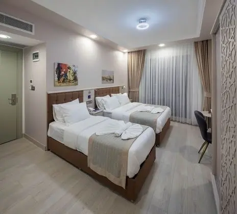 Standard Üç Kişilik Oda
