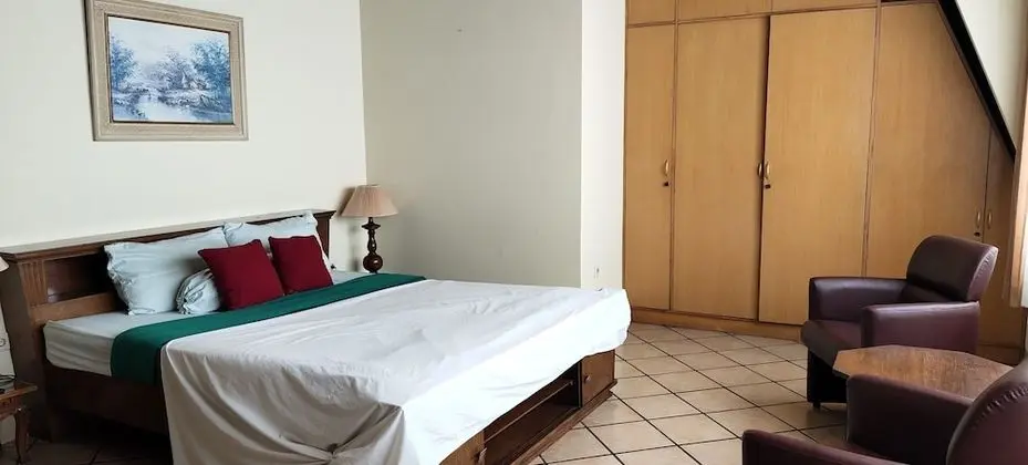 Çatı Katı Süiti (Penthouse)