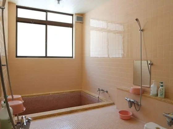 Family Oda, Ortak Banyo