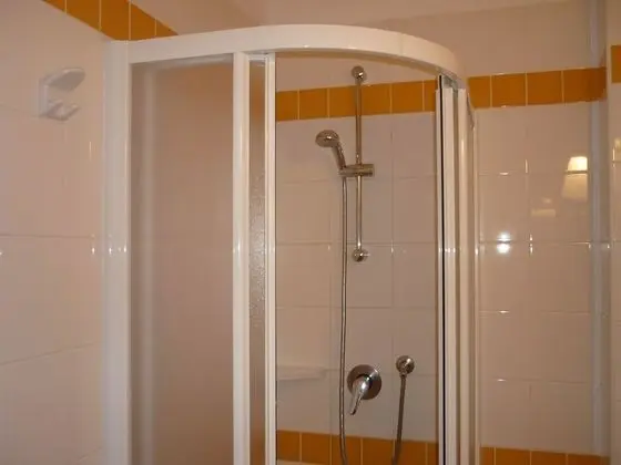 Classic Tek Büyük veya İki Ayrı Yataklı Oda