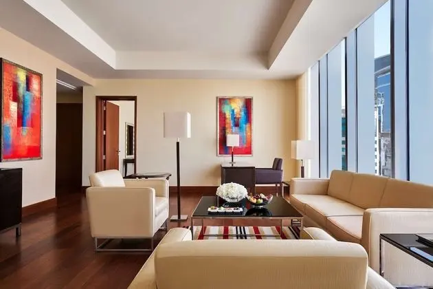 Suite (Anantara, Burj Khalifa View)