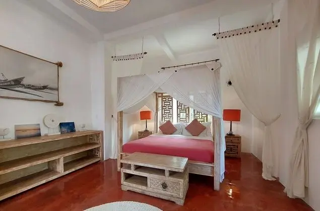 Comfort Villa, 2 Yatak Odası, Balkon, Havuz Manzaralı