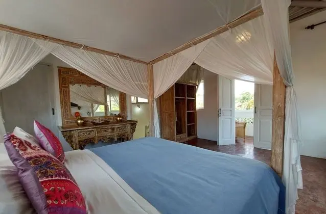 Comfort Villa, 2 Yatak Odası, Balkon, Havuz Manzaralı