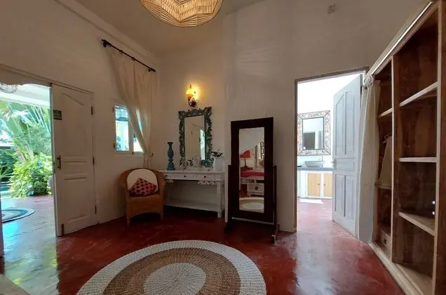 Comfort Villa, 2 Yatak Odası, Balkon, Havuz Manzaralı